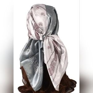 Silky Paisley Two-Tone Headscarf - Gray & Light Pink